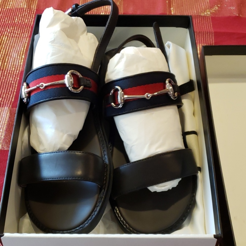 Gucci boys sandal